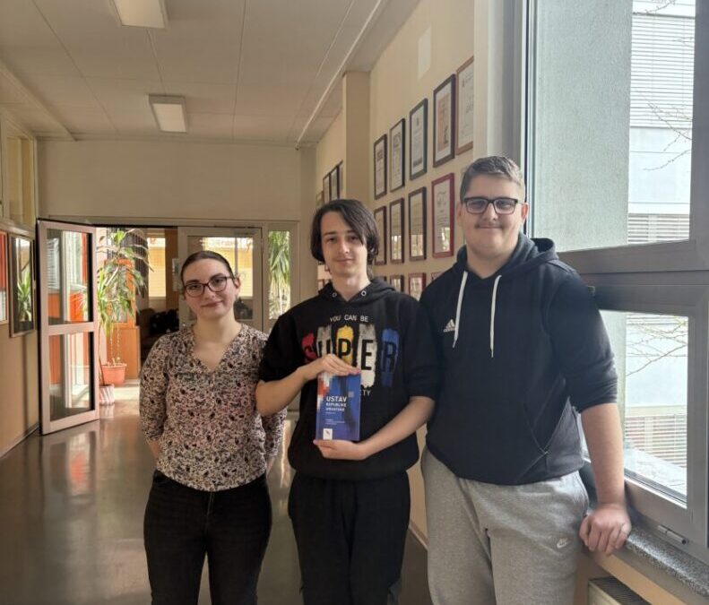 Sjajni rezultati naših učenika na kvizu o Saboru i županijskom natjecanju iz PiG-a