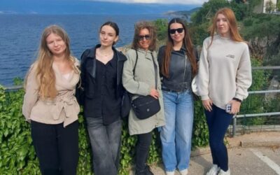 SJAJAN USPJEH NAŠIH UČENICA NA DRŽAVNOM NATJECANJU IZ FRANCUSKOG JEZIKA