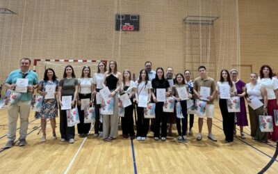GeneracijI maturanta 2025./2026. svečano uručene završne svjedodžbe